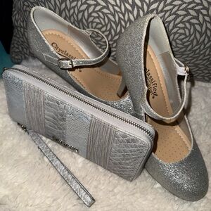 Cityclassified Women's Sparkling Silver Heels with matching clutch